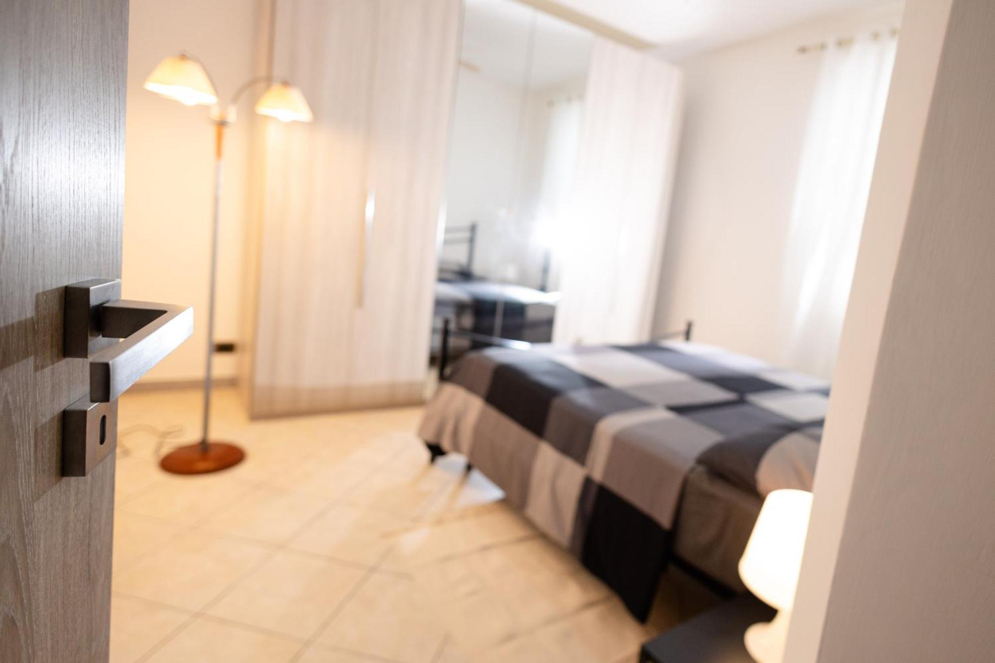 Delightful Apartment Close To The Center Λίντο ντι Όστια Εξωτερικό φωτογραφία